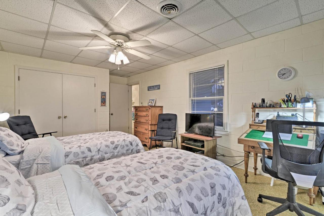 Pet-Friendly Second Row House Steps To Beach! Holden Beach Exterior photo